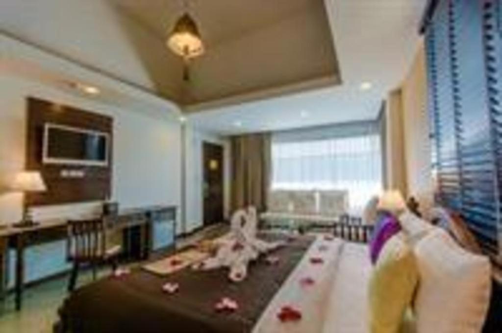 Goldenbell Hotel Chiangmai Chiang Mai Exterior foto